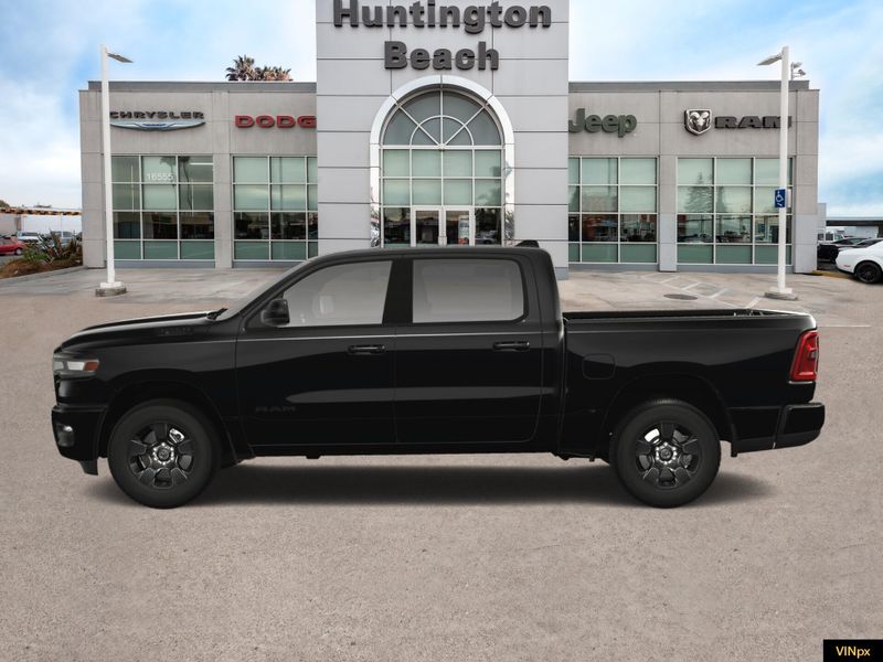 2025 RAM 1500 Tradesman Crew Cab 4x2Image 3