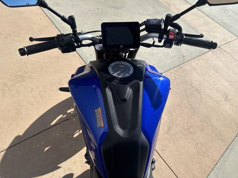 Used 2024 Yamaha MT-07 Image 11