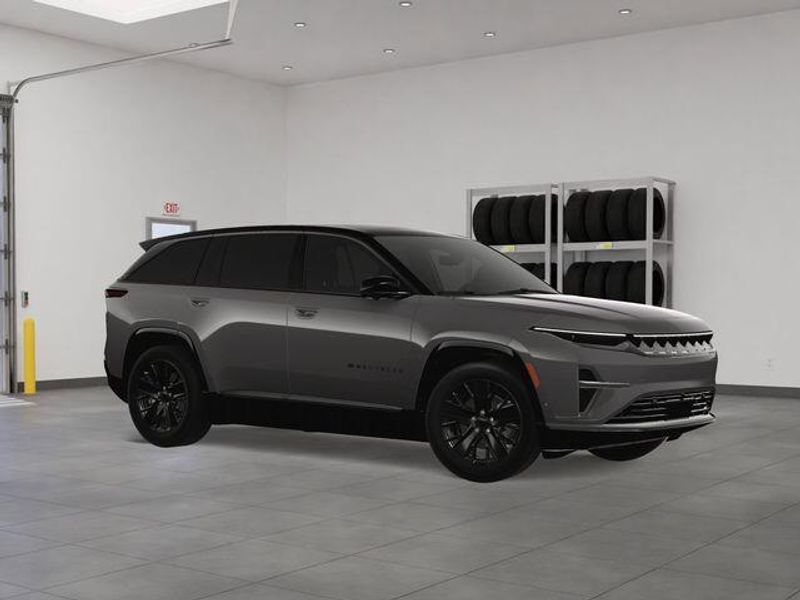 2024 Jeep Wagoneer S Launch EditionImage 7