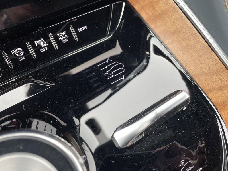 2022 Grand Wagoneer Series II 4x4Image 22