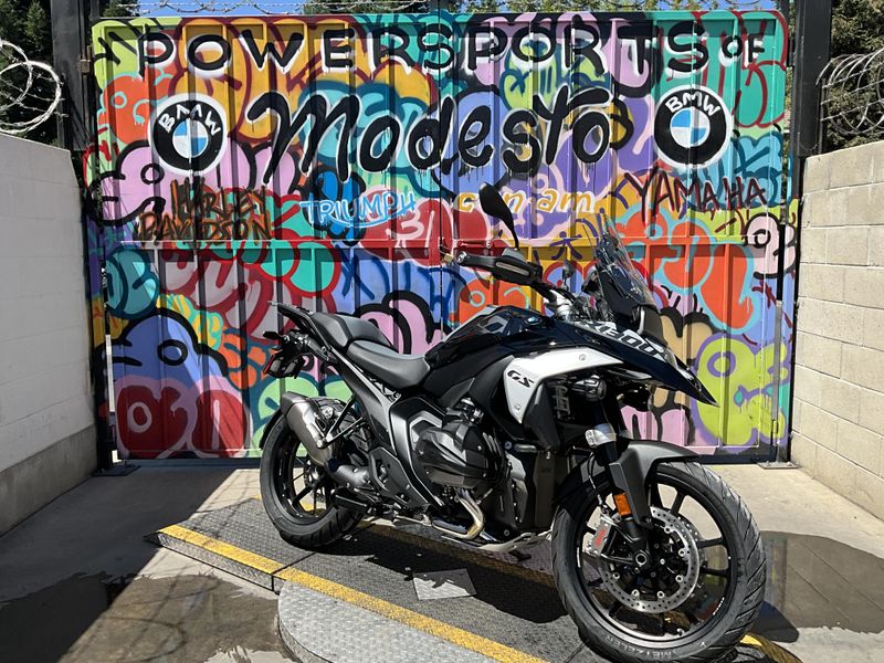 New 2025 BMW R 1300 GS Image 3