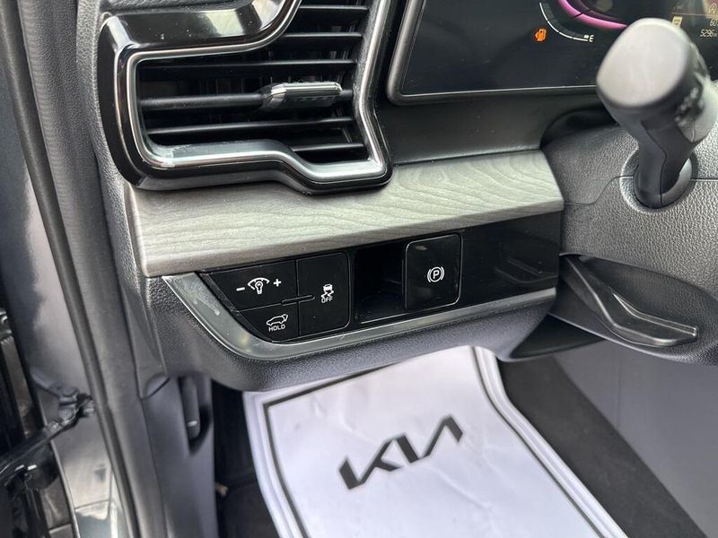 2024 Kia Sportage X-LineImage 18