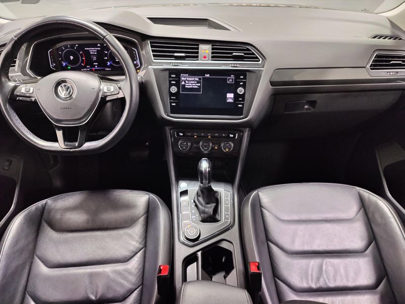 2019 Volkswagen Tiguan SEL Premium AWD w/Sunroof/NavImage 23