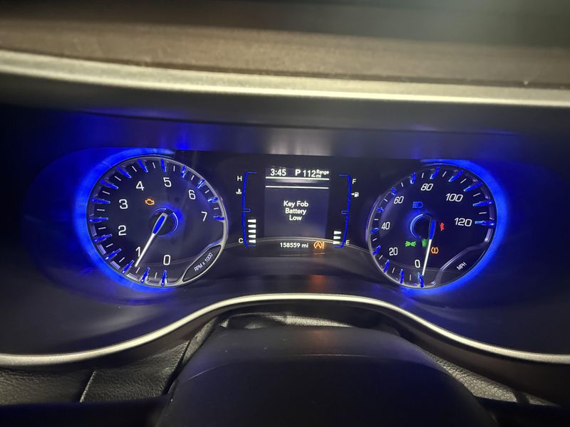 Used 2018 Chrysler Pacifica Touring LImage 26