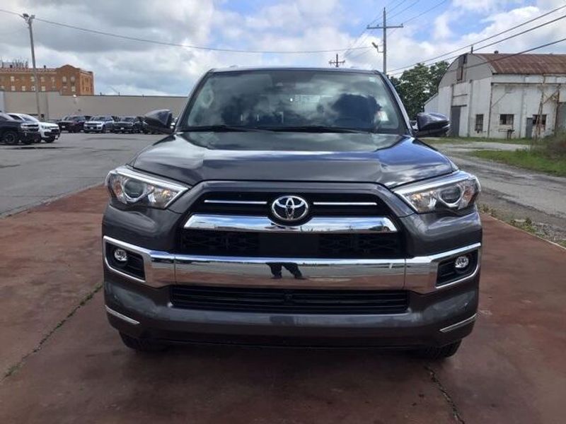 2023 Toyota 4Runner LimitedImage 8