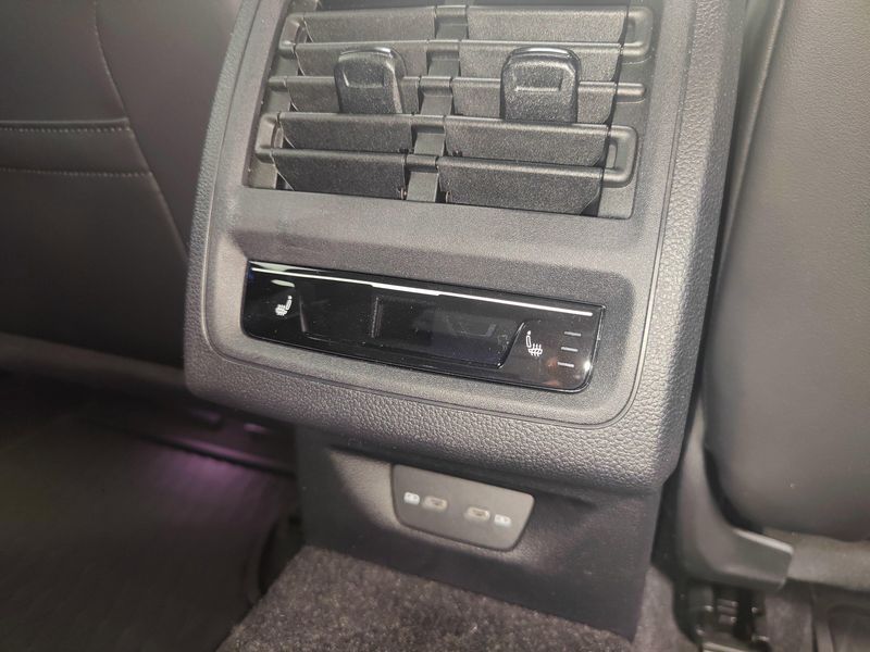 Used 2024 Volkswagen Golf R AWD SNAV DCCImage 18
