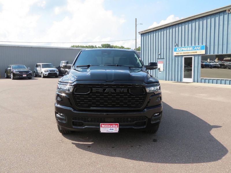 New 2027 RAM 1500 Big Horn Crew Cab 4x4 5