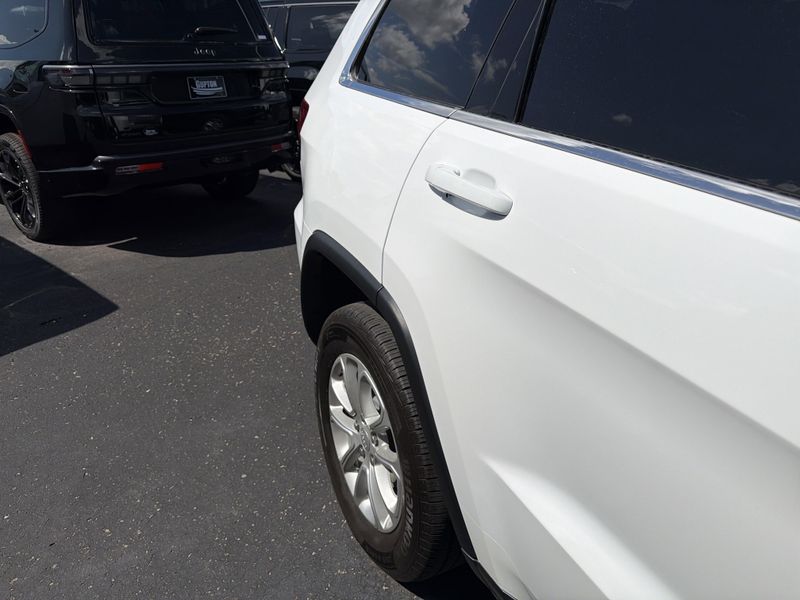 Used 2021 Jeep Grand Cherokee Laredo XImage 7