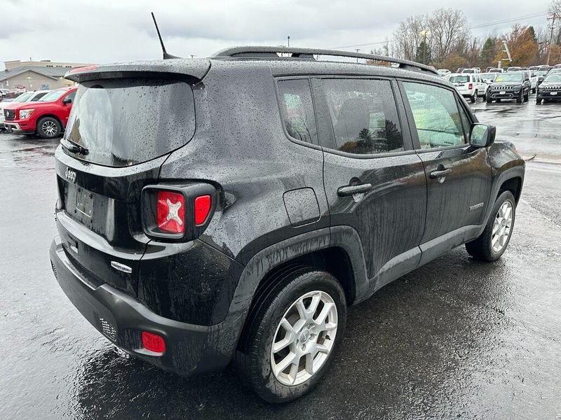 2021 Jeep Renegade LatitudeImage 11