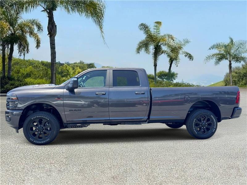 New 2026 RAM 2500 Laramie Crew Cab 4x4 8' Box