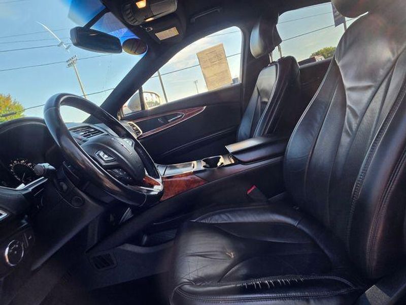 Used 2017 Lincoln MKX SelectImage 22