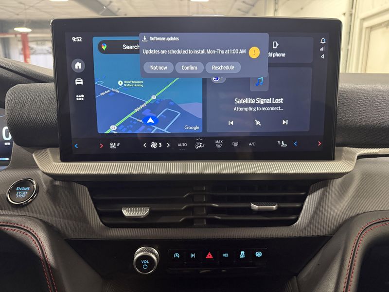 Used 2025 Ford Explorer ST-LineImage 28