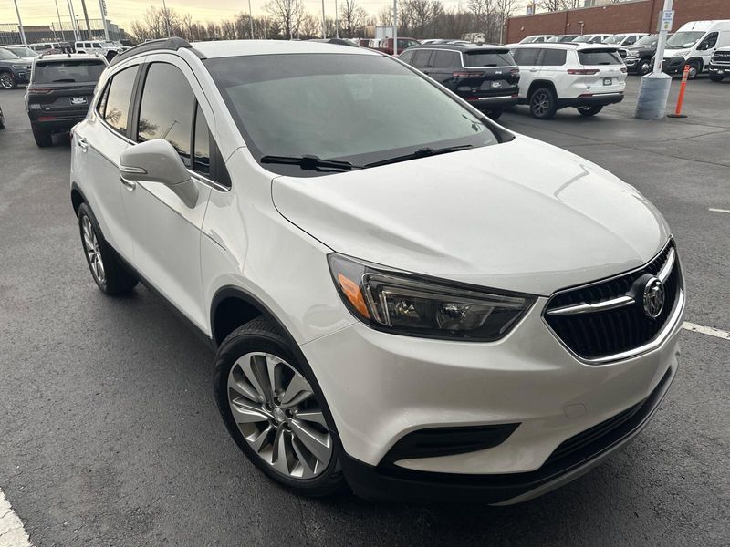 2017 Buick Encore PreferredImage 3