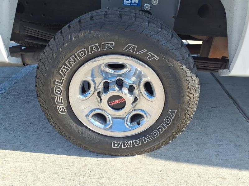 Used 2010 GMC Sierra 2500HD Work TruckImage 10