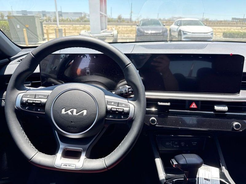 New 2026 Kia K5 GT-LineImage 10