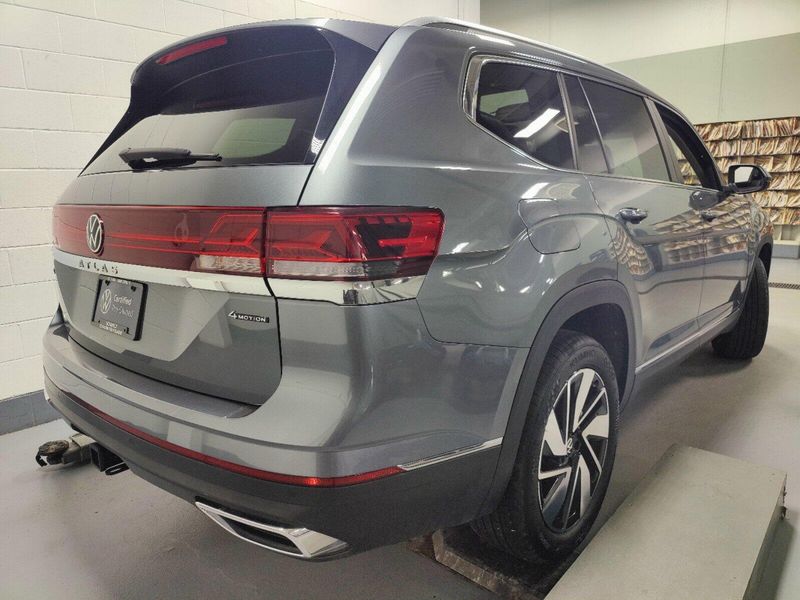 2024 Volkswagen Atlas SEL 4-Motion AWD w/Sunroof & NavImage 15