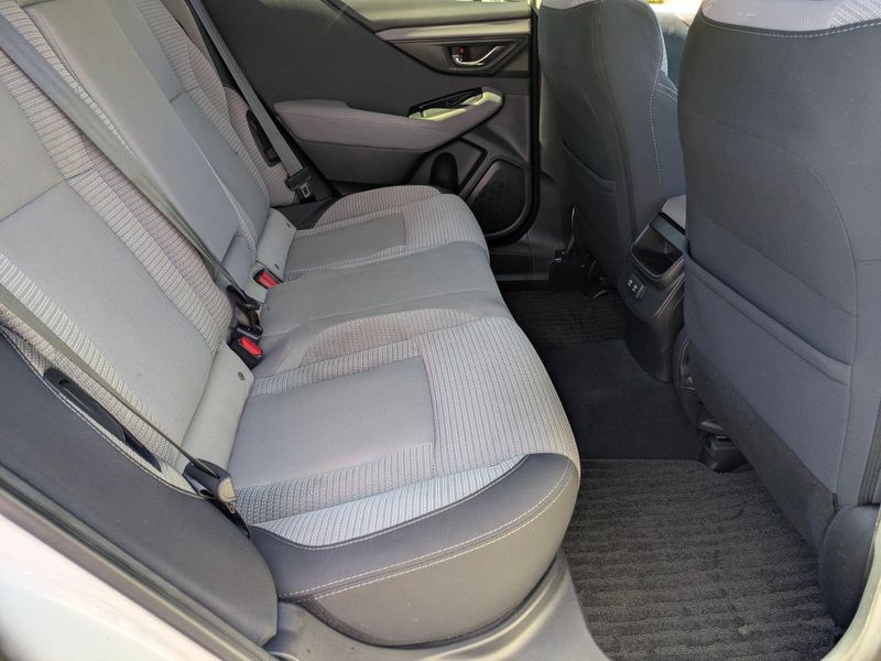 2020 Subaru Outback Premium photo 34