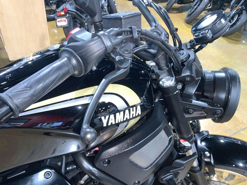 New 2025 Yamaha XSR700 Image 23