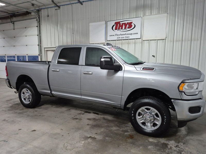 2024 RAM 2500 TradesmanImage 5