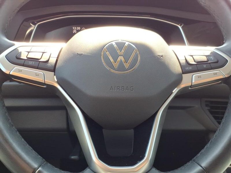 2024 Volkswagen Jetta SE photo 23
