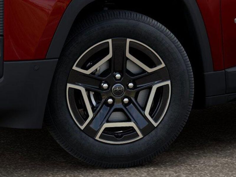 New 2026 Jeep Cherokee Laredo 4x4Image 8