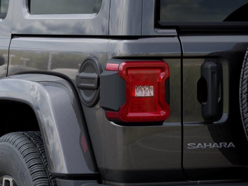 New 2026 Jeep Wrangler 4-door SaharaImage 35