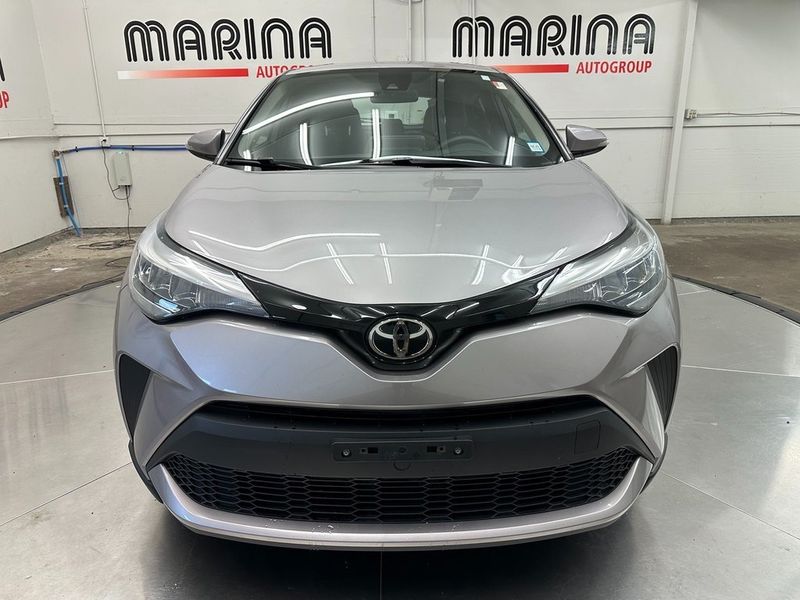 2020 Toyota C-HR LEImage 9