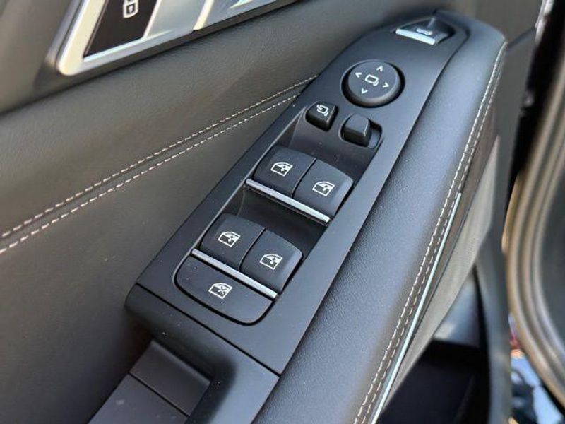 New 2026 BMW X5 xDrive40iImage 16