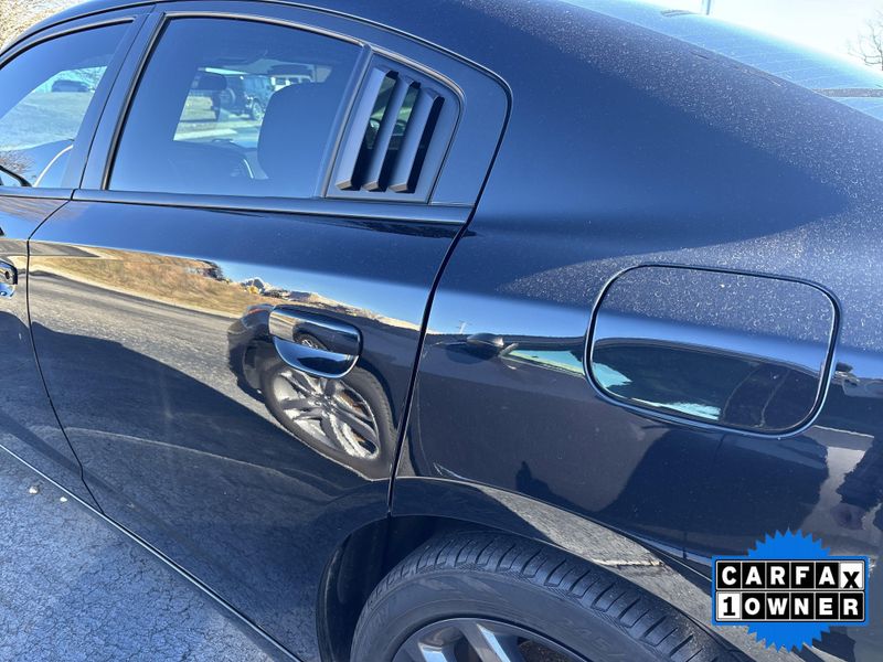 Used 2020 Dodge Charger SXTImage 11