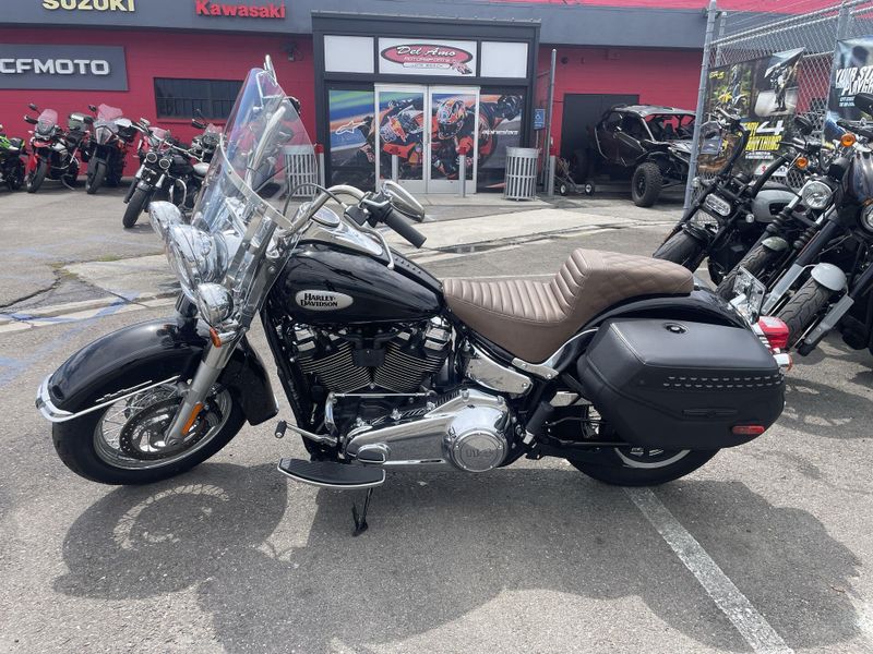 Used 2024 Harley-Davidson SOFTAIL HERITAGE CLASSIC Image 5