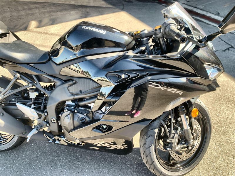 New 2026 Kawasaki NINJA ZX-4R ABS Image 12