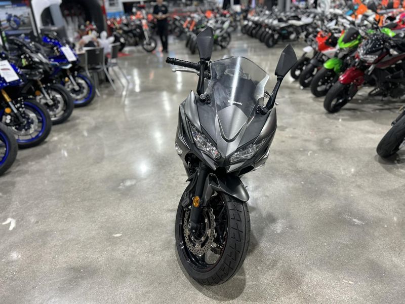 Used 2022 Kawasaki NINJA 650 Image 7