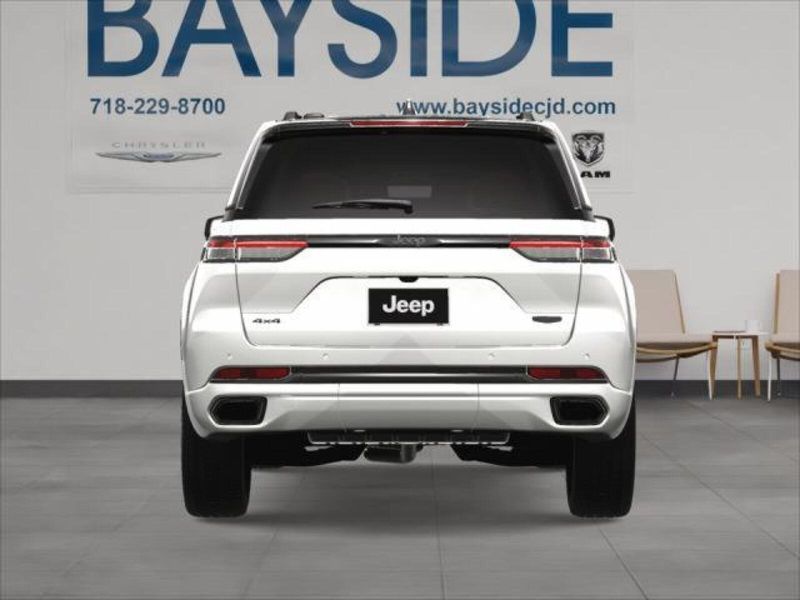 2025 Jeep Grand Cherokee Summit Reserve photo 9