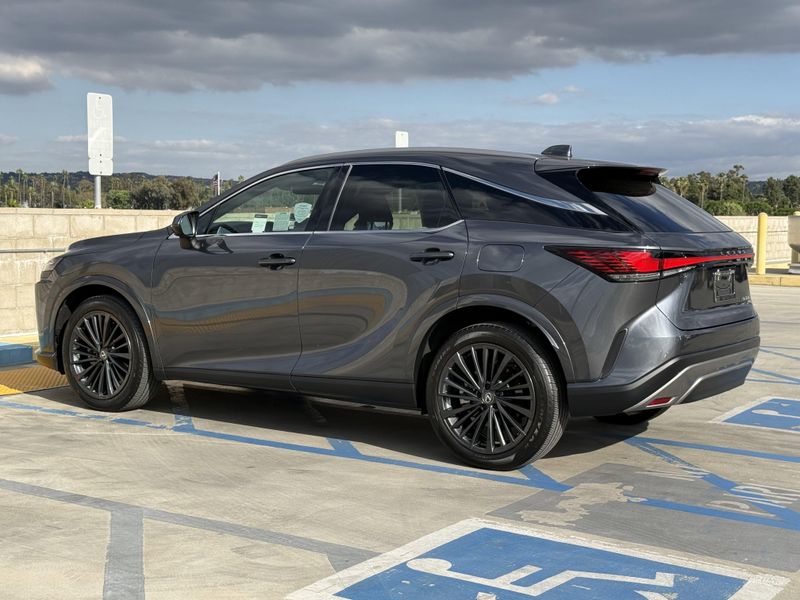 Used 2025 Lexus RX 350h PremiumImage 9