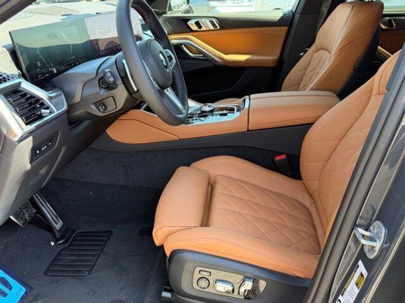 New 2026 BMW X6 M60iImage 17