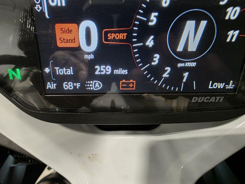 2024 Ducati Supersport 950 S