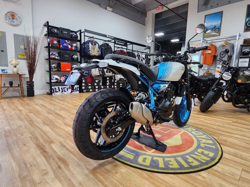 New 2026 Royal Enfield Guerrilla Image 13