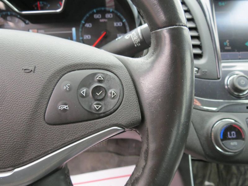 2015 Chevrolet Impala LTZ 4dr Sedan w/2LZImage 14