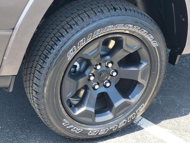 2025 RAM 1500 Lone Star Crew Cab 4x4 5