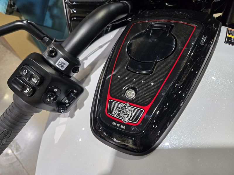 2025 Indian Motorcycle CHALLENGER ELITE 49ST Image 17