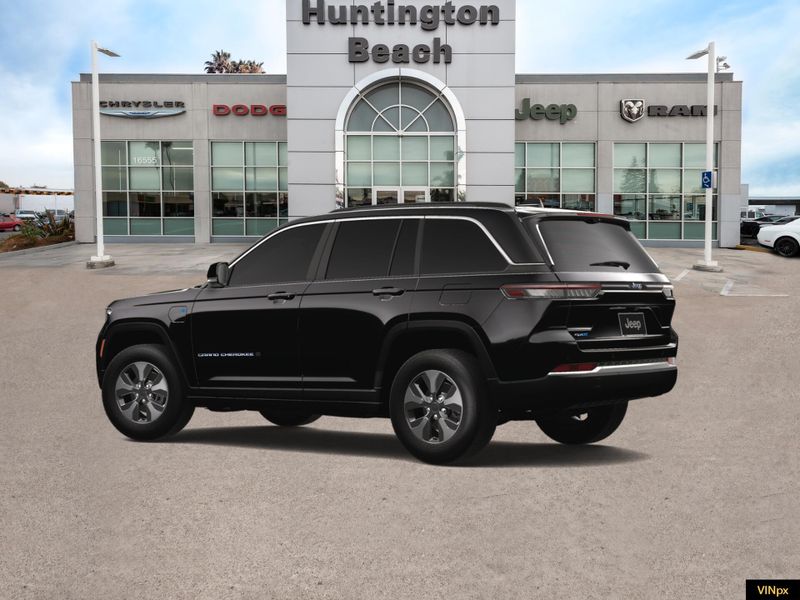2023 Jeep Grand Cherokee 4xe Base 4x4 in a Diamond Black Crystal Pearl Coat exterior color and Global Blackinterior. BEACH BLVD OF CARS beachblvdofcars.com 