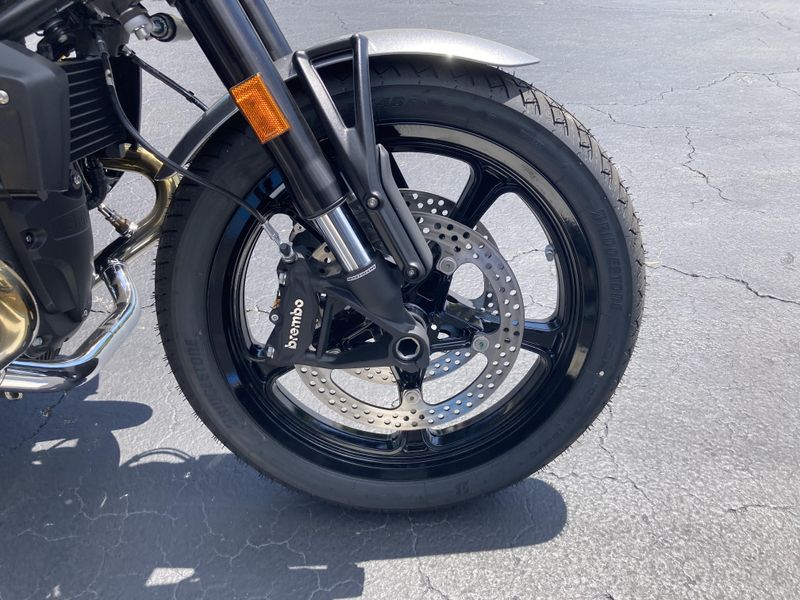2024 BMW R 12