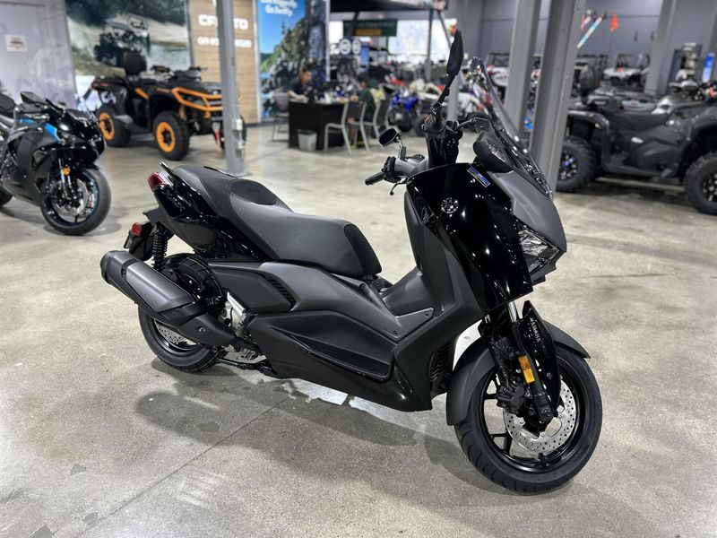 2025 Yamaha Xmax Image 20