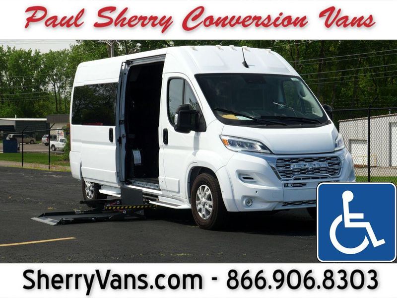 2024 RAM Promaster 2500 Slt+ Window Van High Roof 159