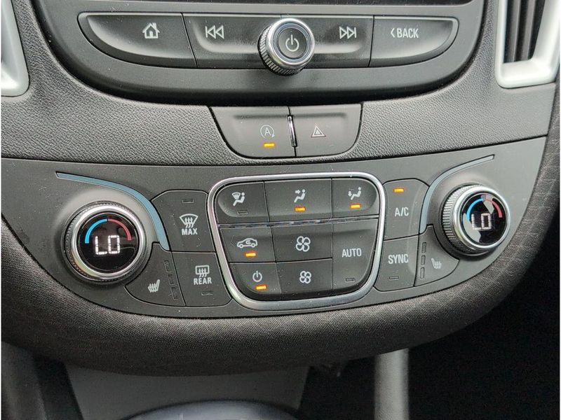 Used 2023 Chevrolet Malibu LTImage 16
