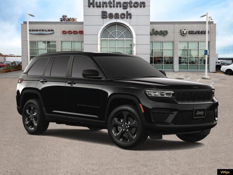 2025 Jeep Grand Cherokee Altitude X 4x4Image 11