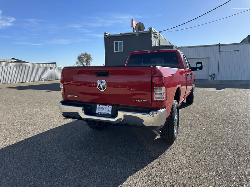 2024 RAM 3500 Big Horn Crew Cab 4x4 8