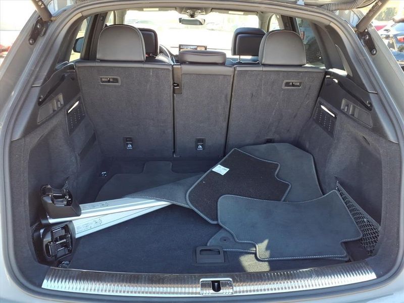 Used 2024 Audi SQ5 Premium PlusImage 13