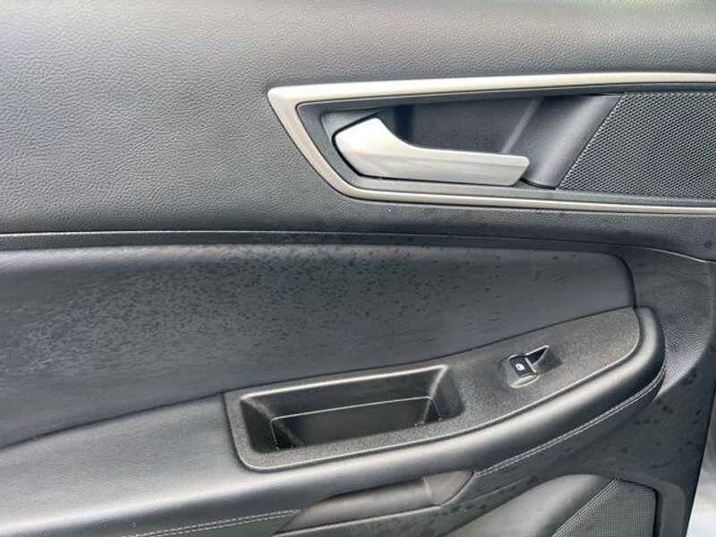 2024 Ford Edge SELImage 15