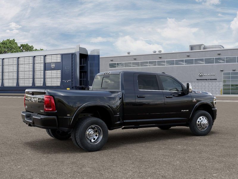 New 2026 RAM 3500 LimitedImage 17